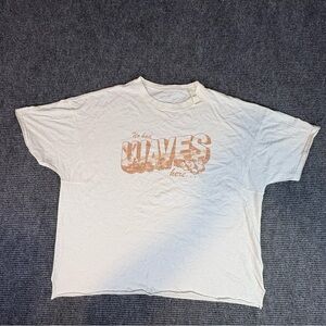 White Graphic T-Shirt with Orange Print Aerie XL